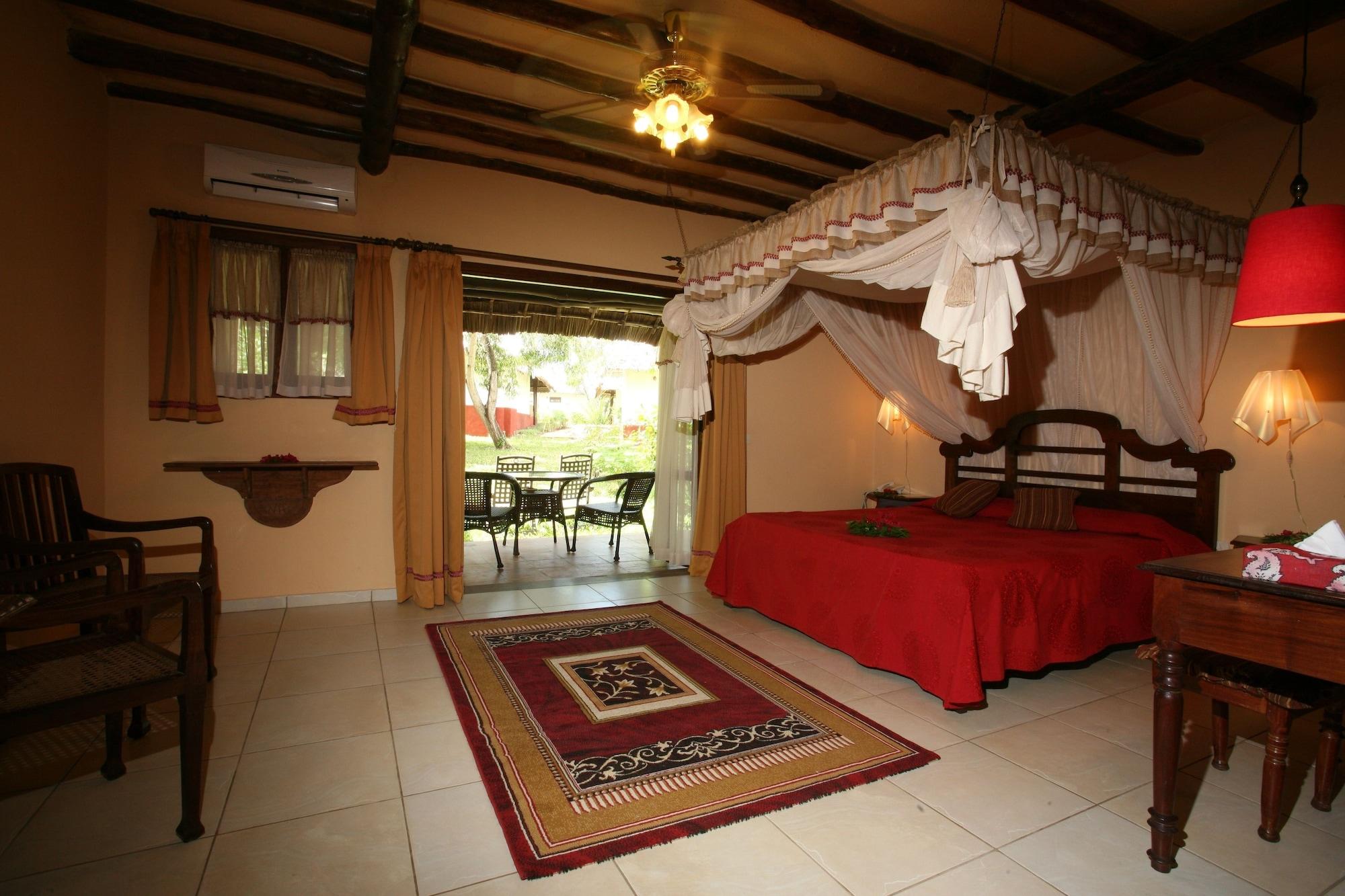 Hotel Karafuu Beach Resort Pingwe Exterior foto