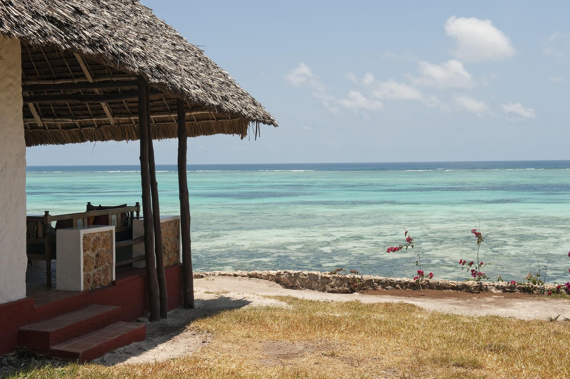 Hotel Karafuu Beach Resort Pingwe Exterior foto